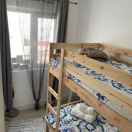 Apartment Sunny 3 Bed Flat - Large Terrace With Sea View